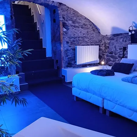 X Change - Balneo - Vieux Apartment *